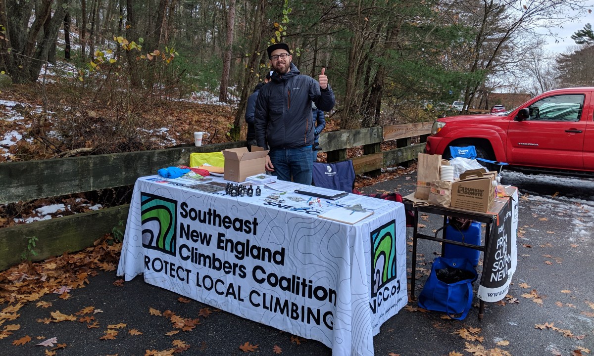 Volunteer lynn woods